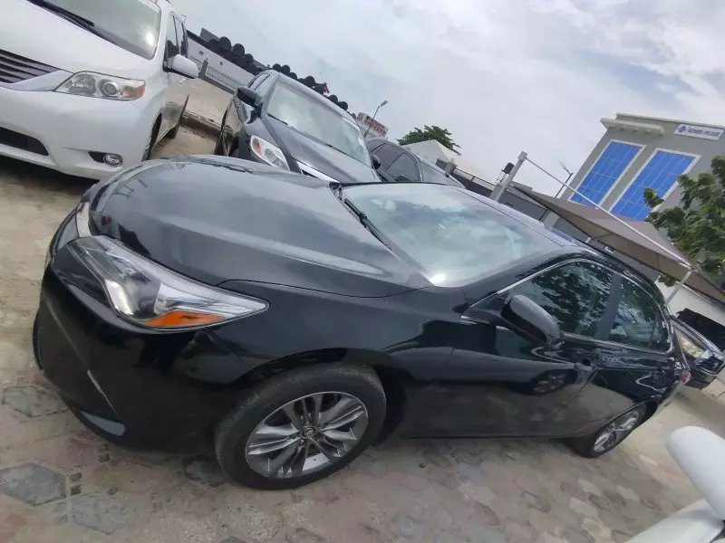 Toyota Camry   - 2015