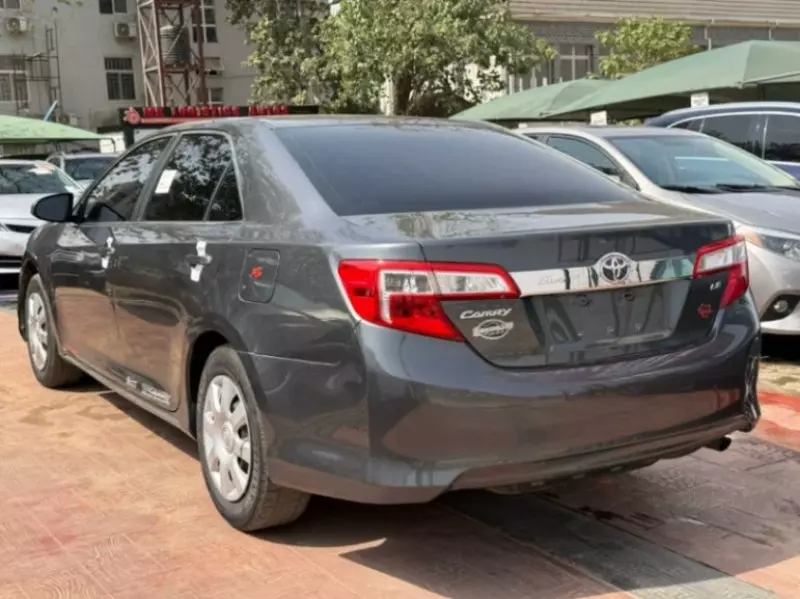 Toyota Camry - 2014
