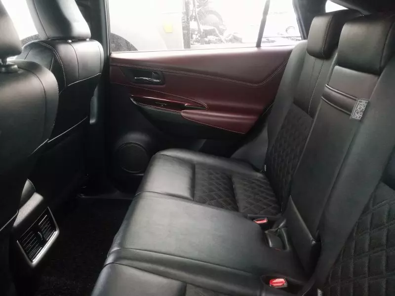 Toyota Harrier   - 2014