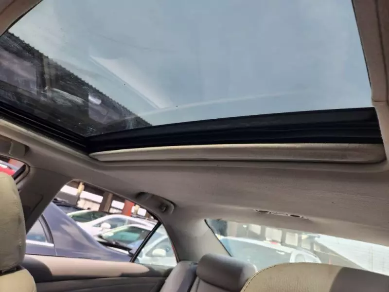 Toyota Camry   - 2009