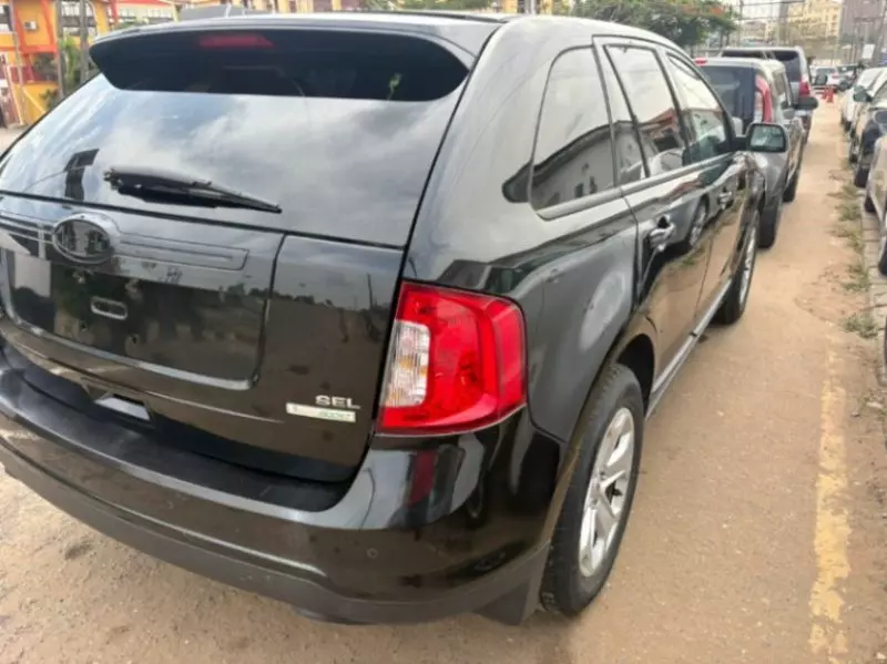 Ford Edge   - 2013