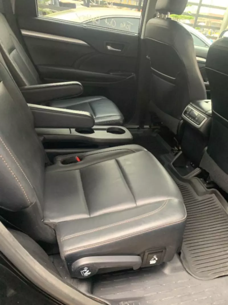 Toyota Highlander - 2016