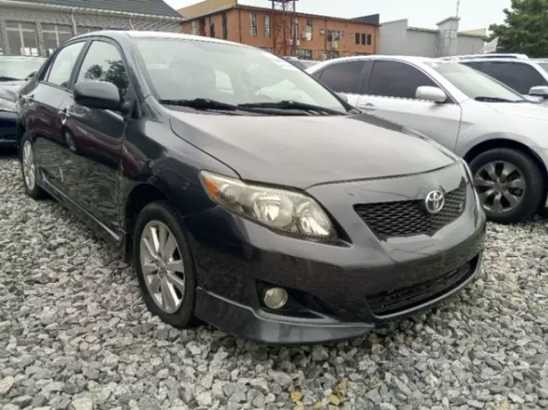 Toyota Corolla Sport   - 2010