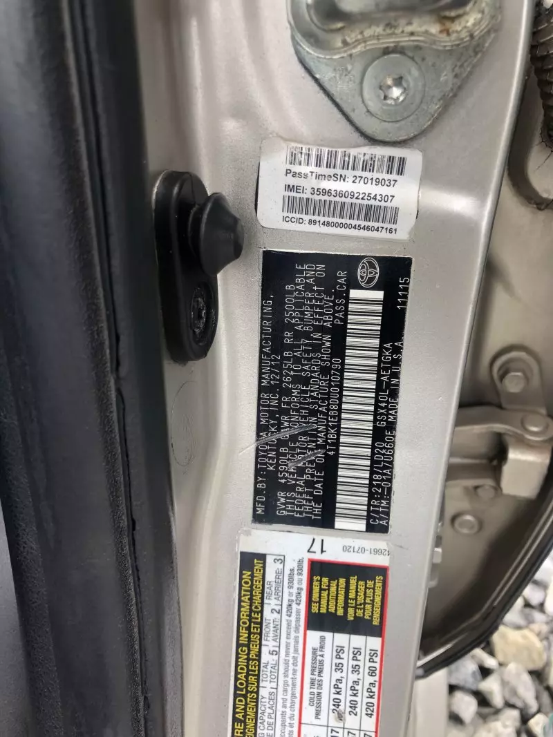 Toyota Avalon   - 2013