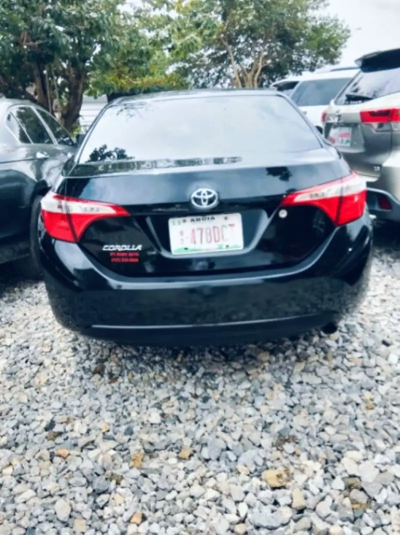 Toyota Corolla   - 2013