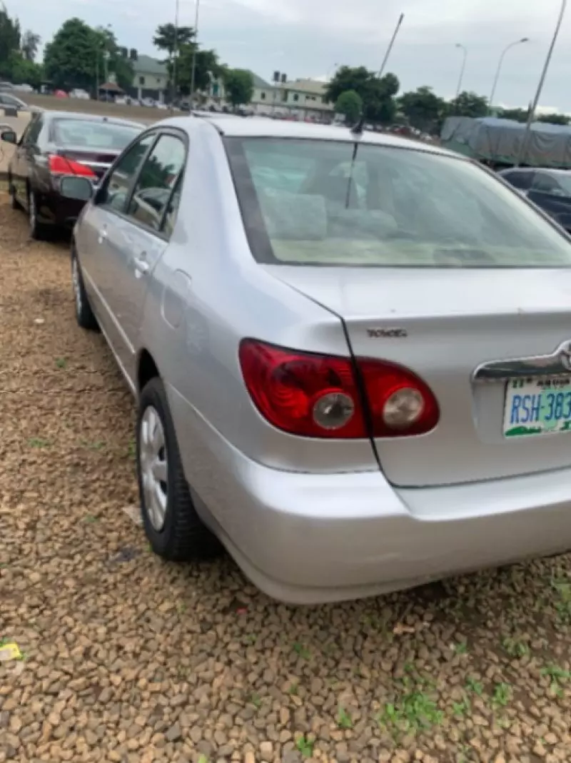 Toyota Corolla   - 2013