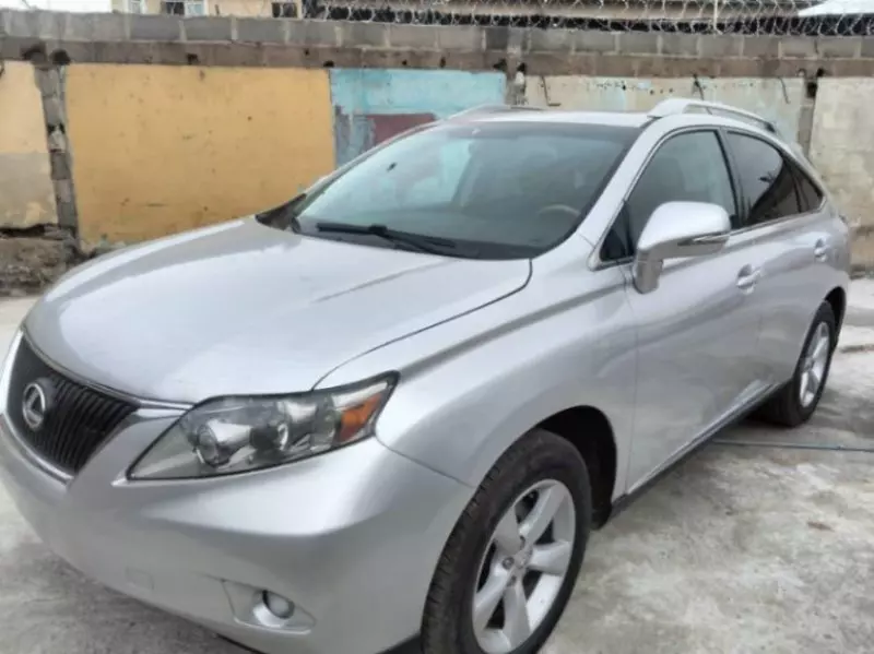 Lexus RX 350L   - 2010