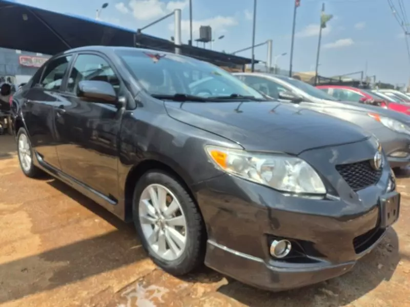 Toyota Corolla Sport   - 2010