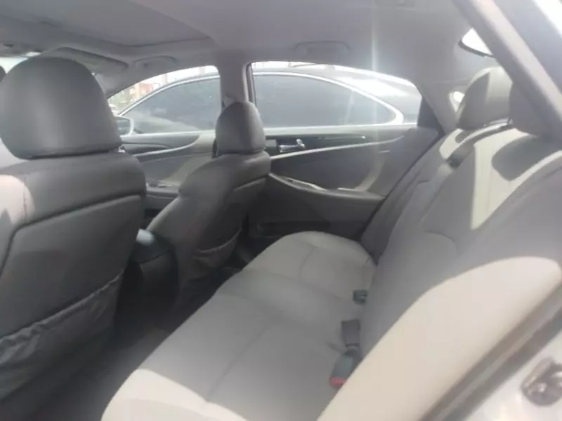 Hyundai Sonata   - 2014