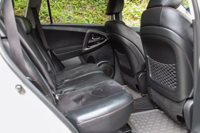 Toyota Vanguard    - 2013