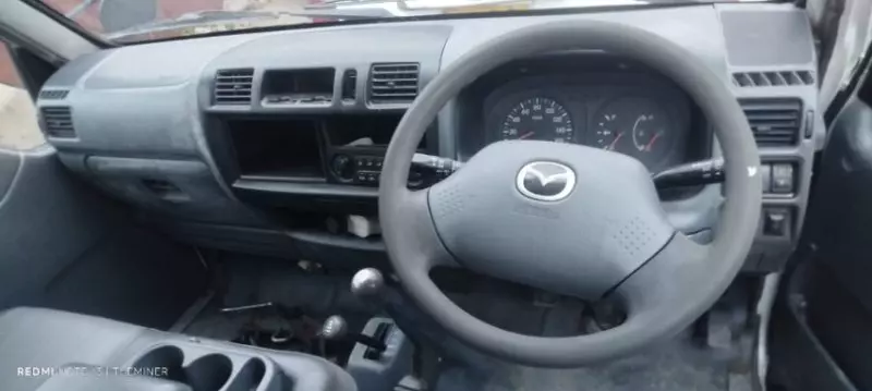 Mazda Bongo   - 2015