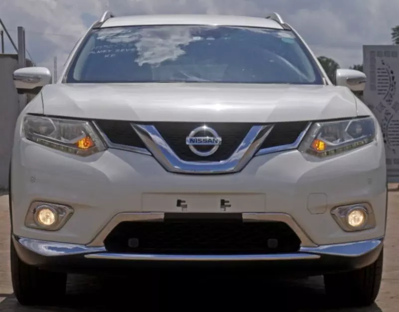 Nissan X- trail   - 2016