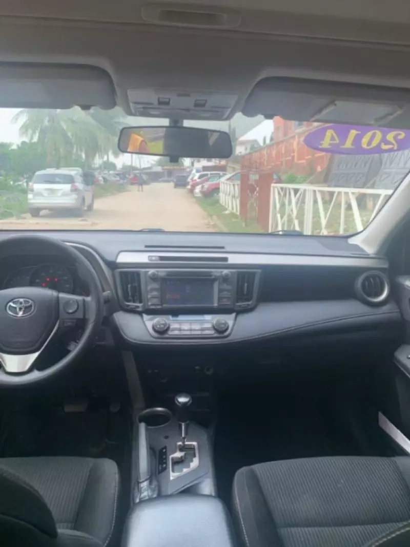 Toyota RAV 4   - 2013