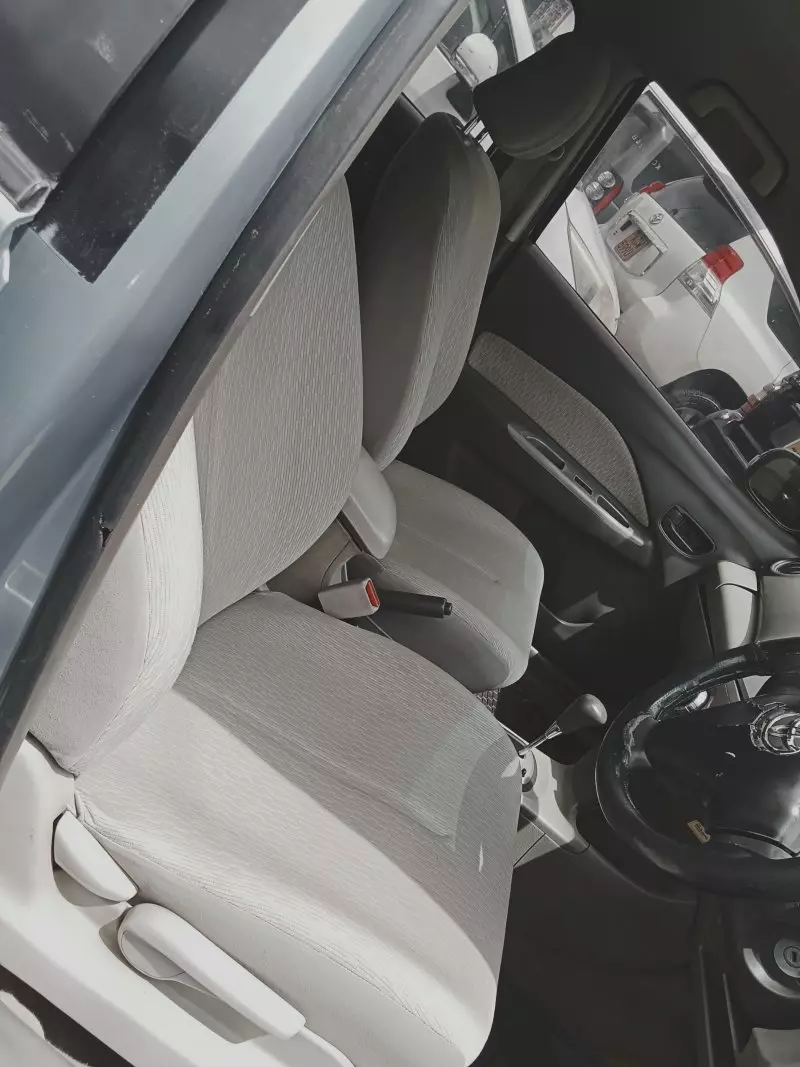 Toyota Belta   - 2001