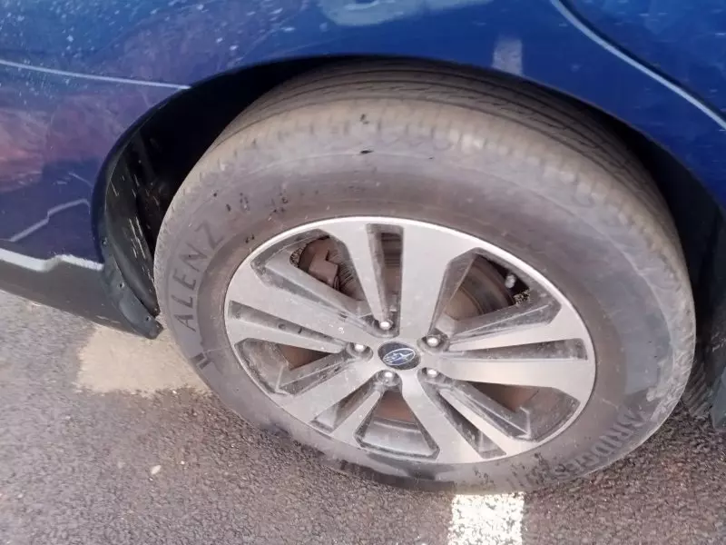 Subaru Outback   - 2015