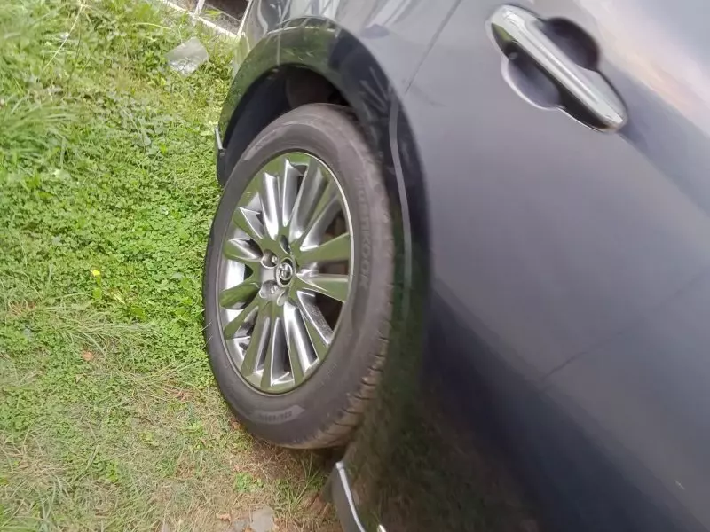 Toyota Harrier   - 2017
