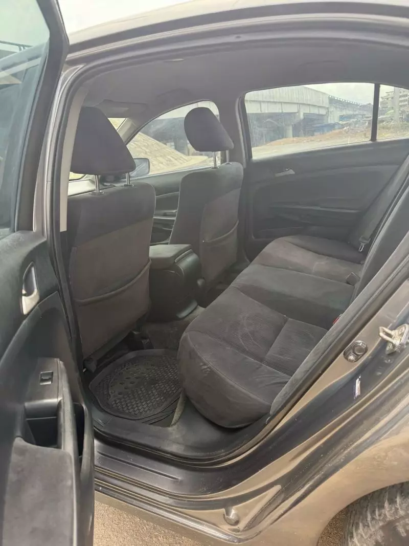 Honda Accord   - 2012