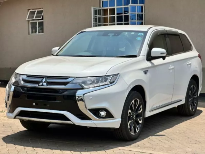 Mitsubishi OUTLANDER   - 2018