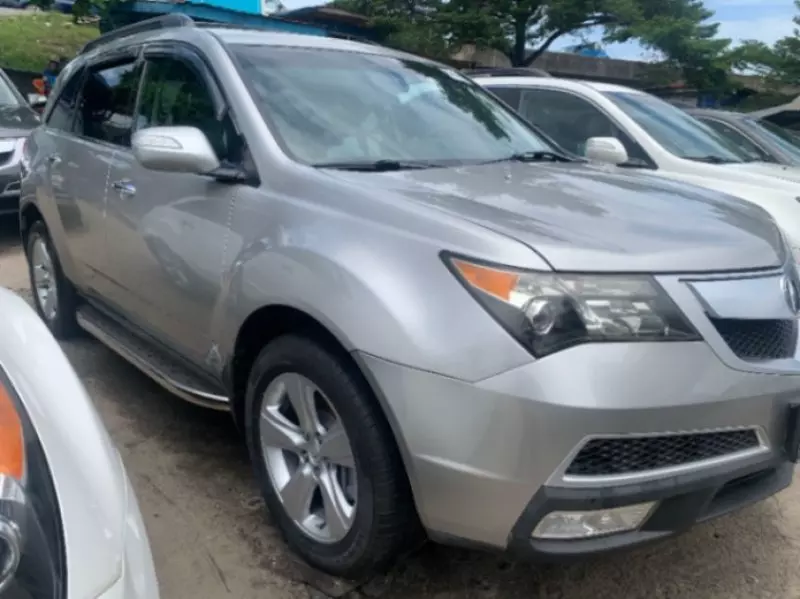 Acura MDX   - 2010