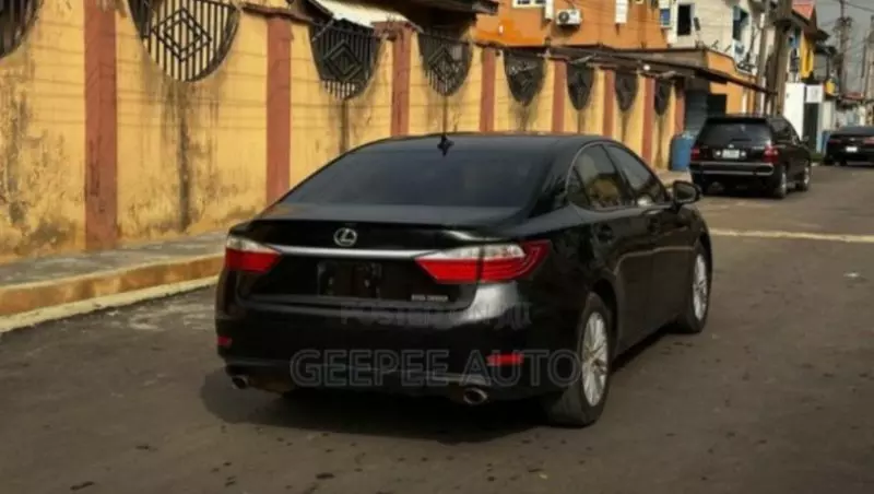 Lexus ES 350   - 2014