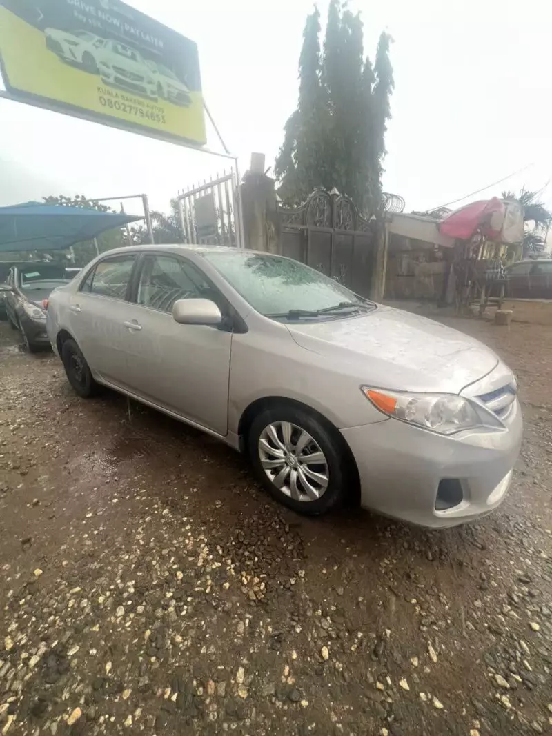 Toyota Corolla   - 2013