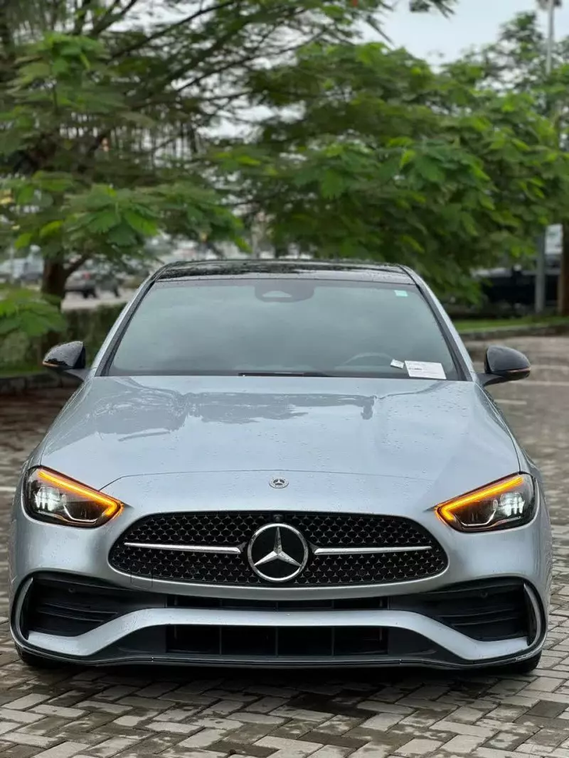 Mercedes-Benz C 300   - 2022