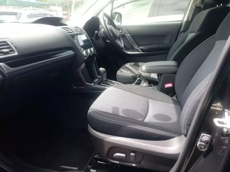 Subaru Forester   - 2017