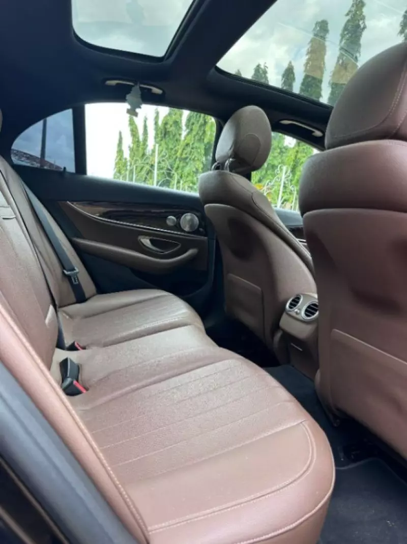 Mercedes-Benz E 350   - 2021