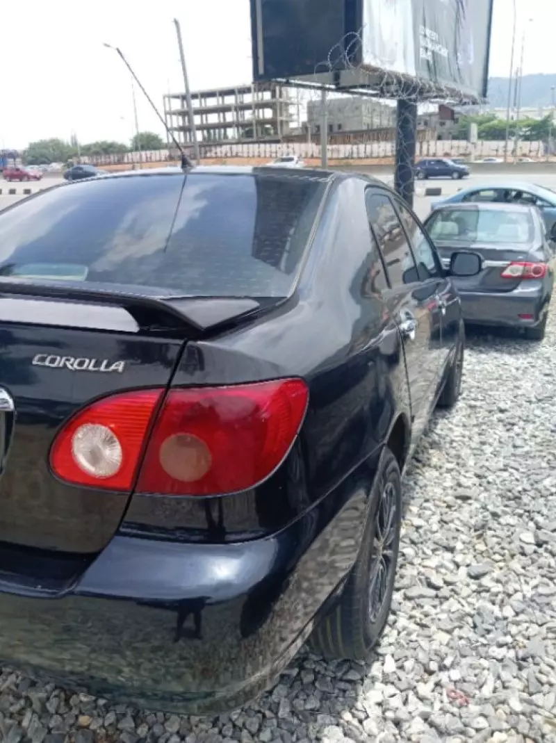 Toyota corolla   - 2006