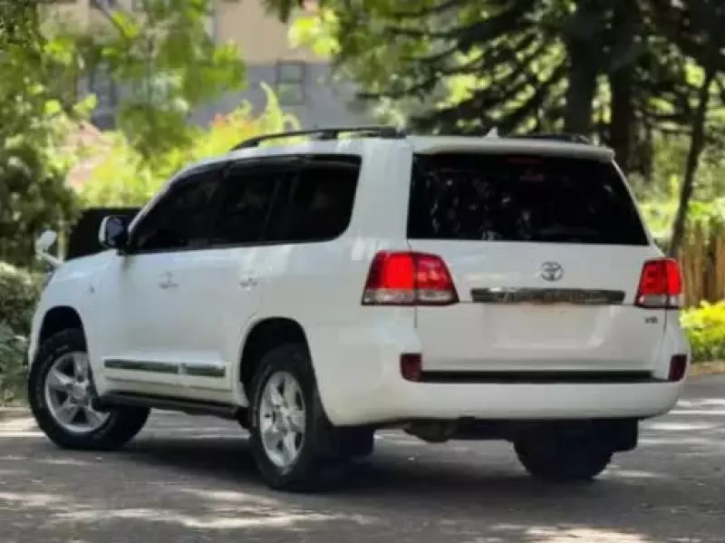 Toyota Landcruiser ZX