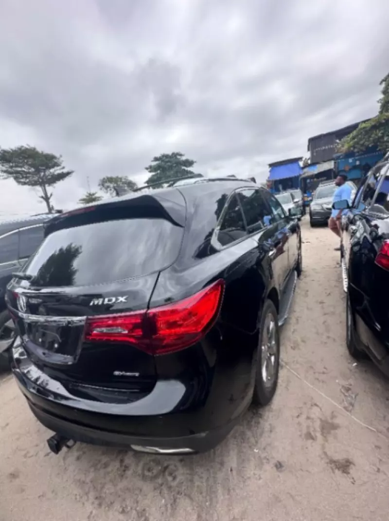 Acura MDX   - 2015