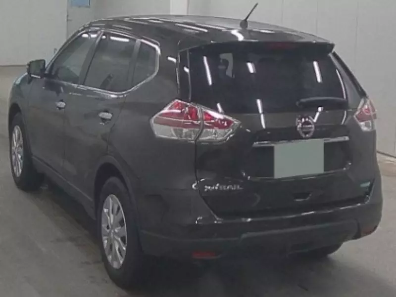 Nissan X-Trail   - 2015
