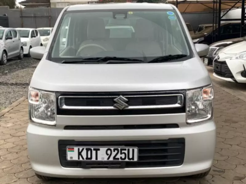 SUZUKI Wagon R   - 2019