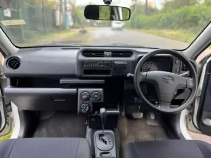 Toyota Probox    - 2018