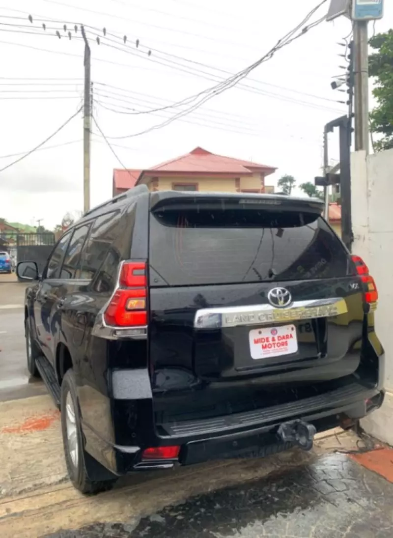 Toyota Prado   - 2025