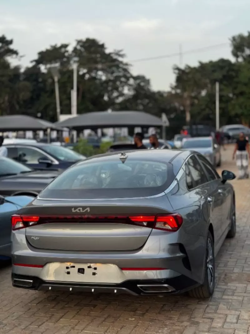 KIA K5 - 2022