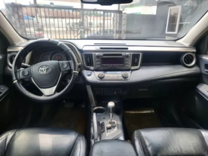 Toyota RAV 4   - 2014
