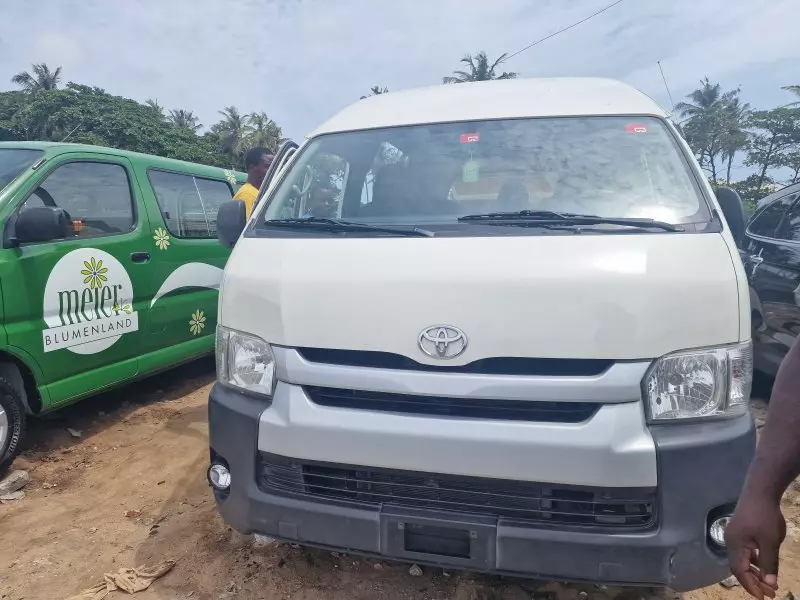 Toyota Hiace (High Roof)   - 2018