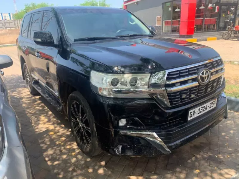 Toyota Land Cruiser   - 2012
