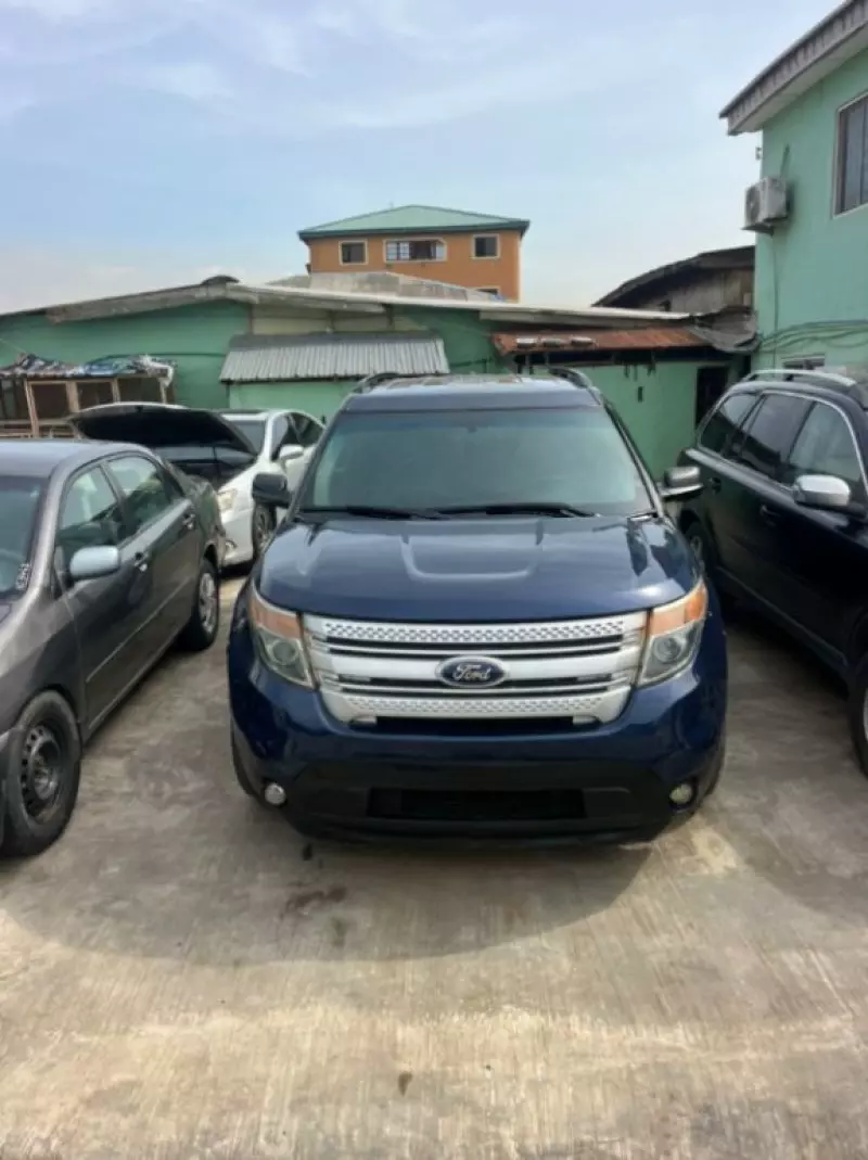 Ford Explorer   - 2013