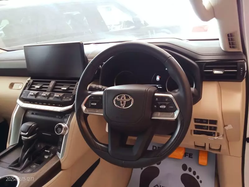 Toyota Landcruiser ZX   - 2023