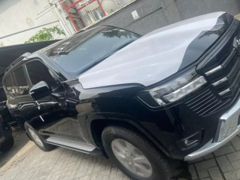 Toyota Land Cruiser   - 2024