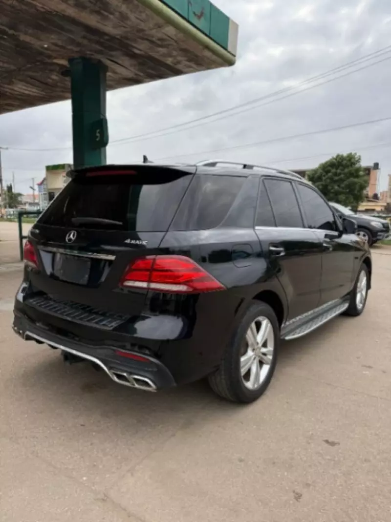Mercedes-Benz GLE 350   - 2015