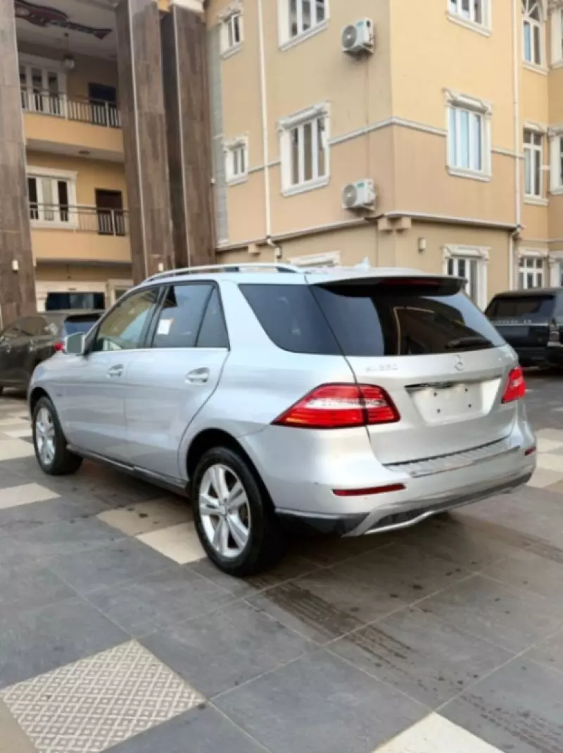Mercedes-Benz ML 350