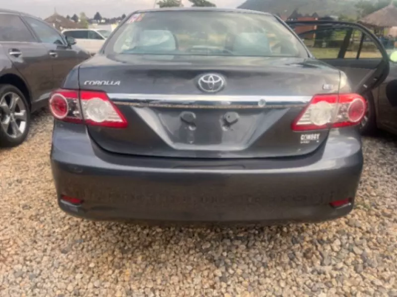 Toyota Corolla   - 2013