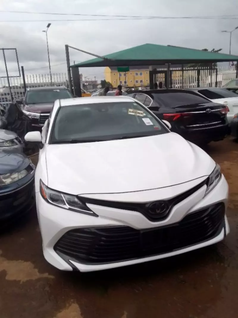 Toyota Camry   - 2007