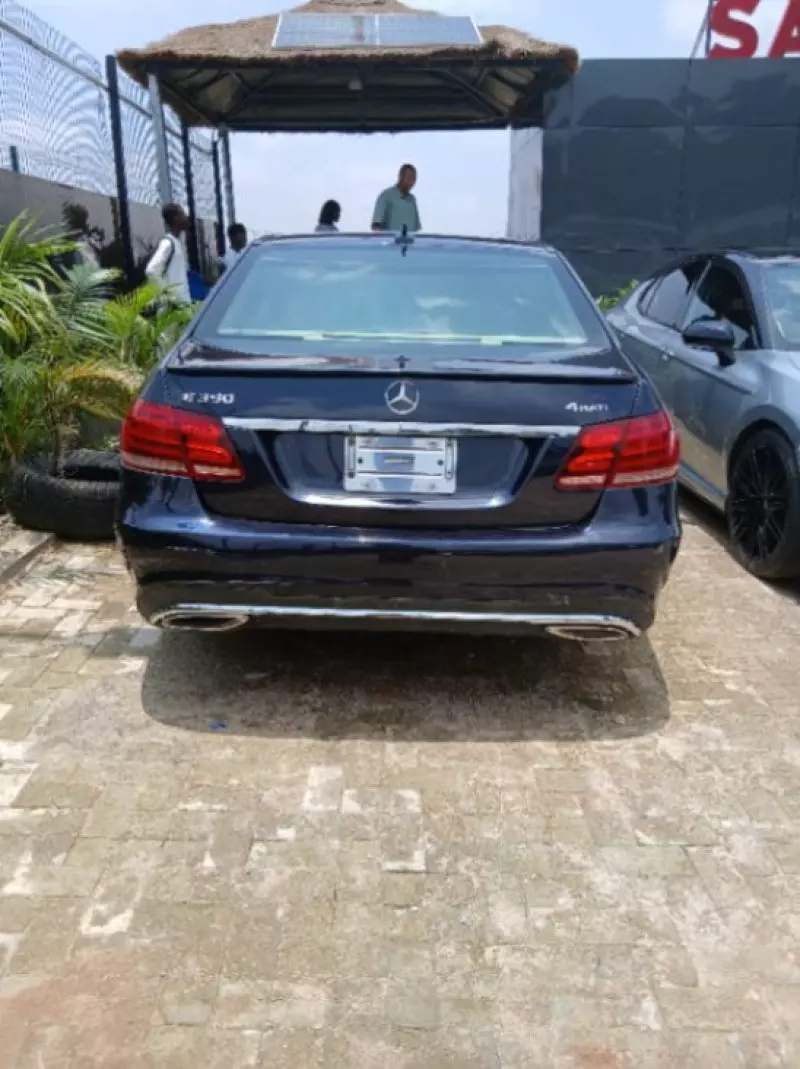 Mercedes-Benz E 350   - 2015