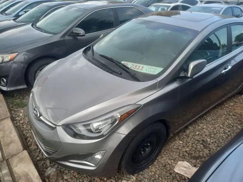 Hyundai Elantra   - 2015