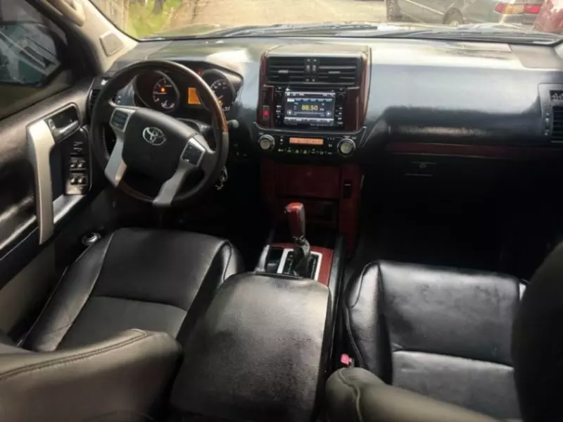Toyota Landcruiser Prado