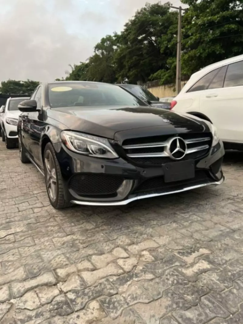 Mercedes-Benz C 300   - 2018